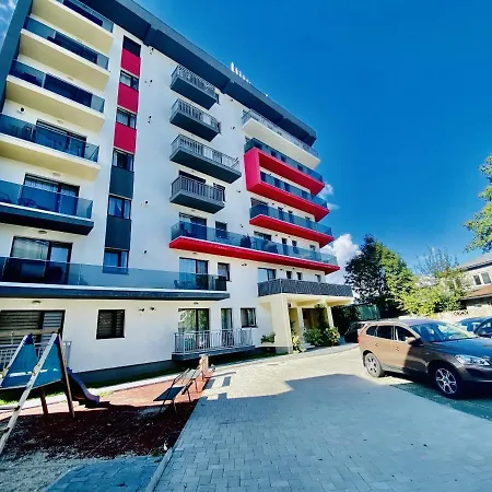 Goldis Studio With Balcony And Sofa Bed